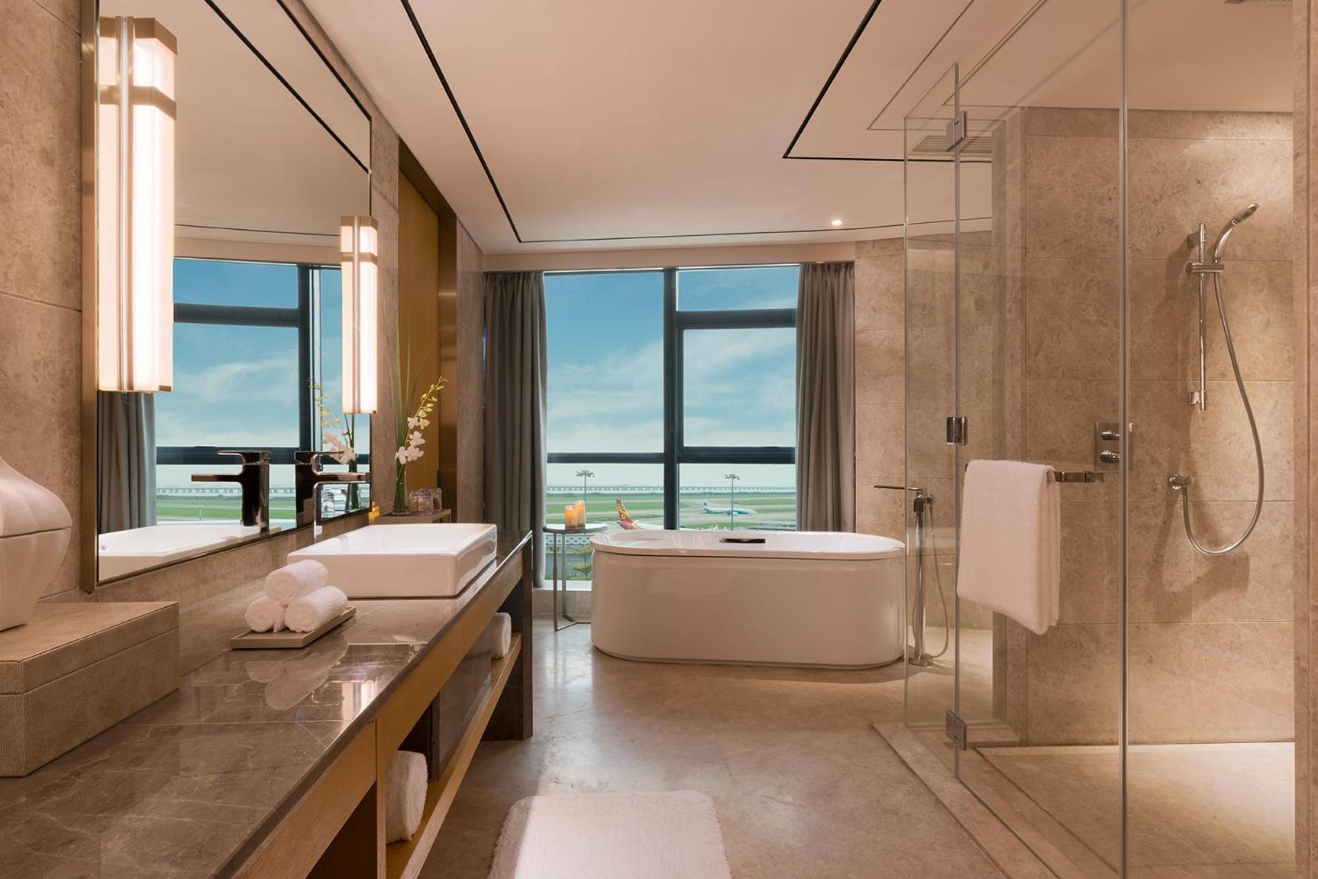 Отель Hyatt Regency Shenzhen Airport Экстерьер фото
