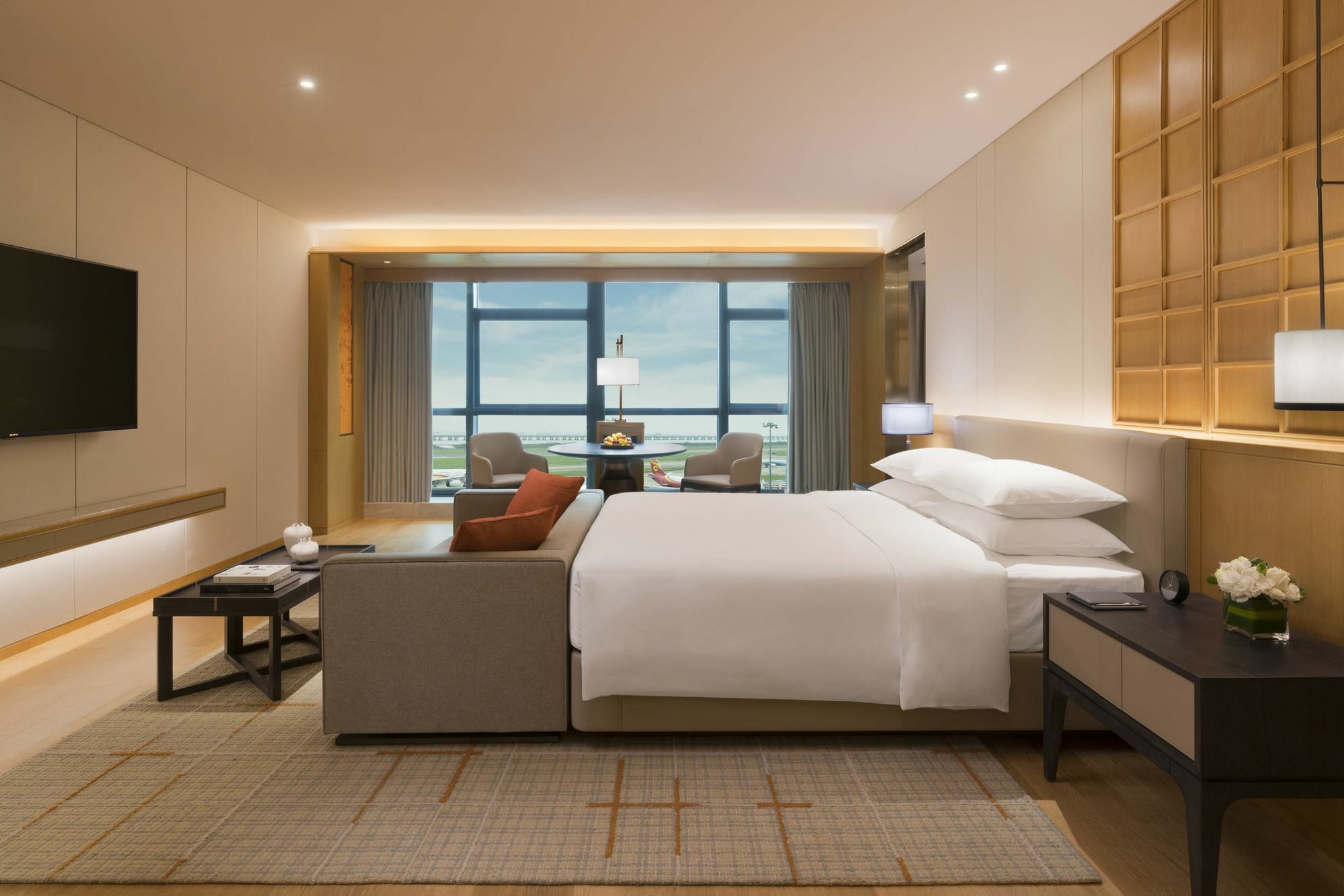 Отель Hyatt Regency Shenzhen Airport Экстерьер фото